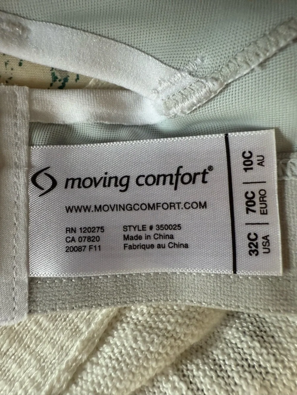 Moving Comfort brooks moving